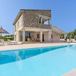 Villa La Vinya Gran By Sealand Villas